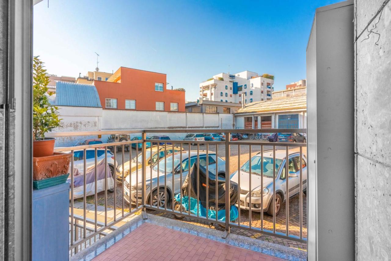 Apartmán Zona Navigli - Smart House Con Tv 50 E Fast Wifi Milán Exteriér fotografie